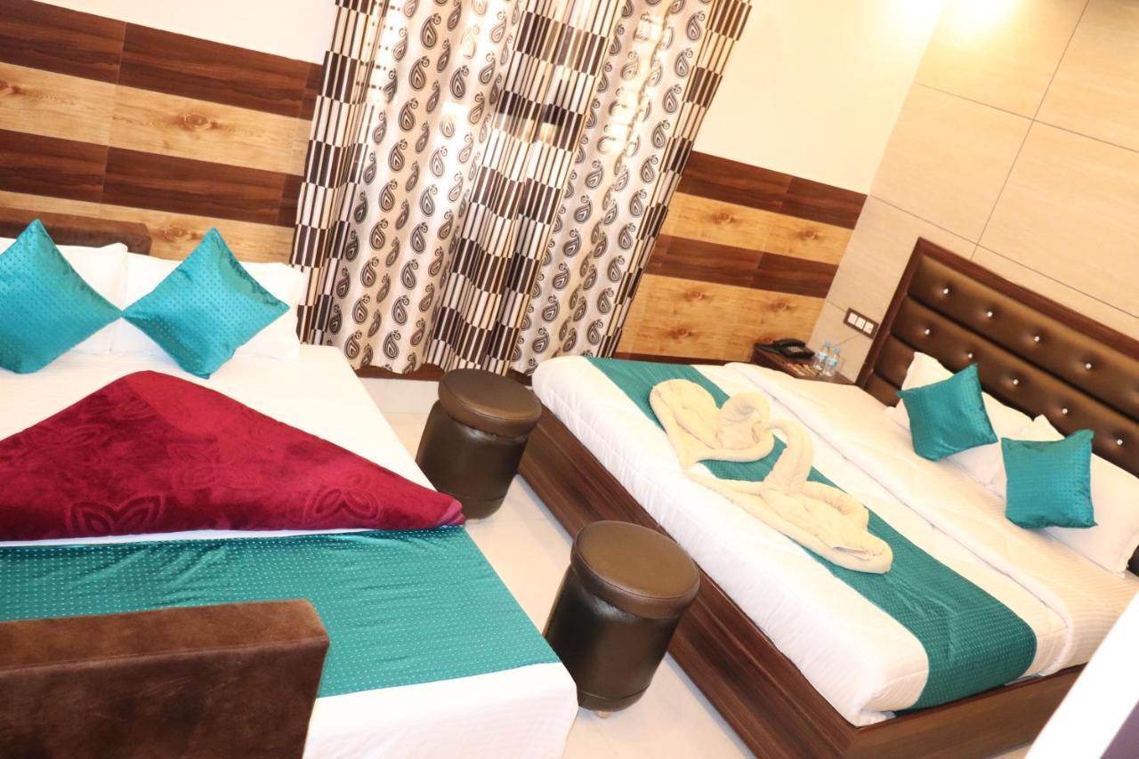 Haridwār Hotel Famous المظهر الخارجي الصورة