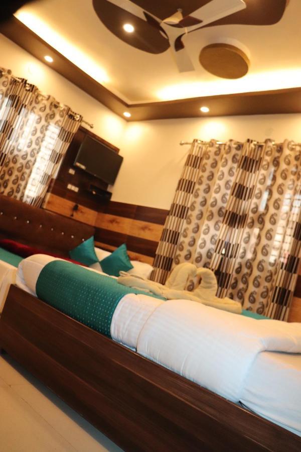 Haridwār Hotel Famous المظهر الخارجي الصورة