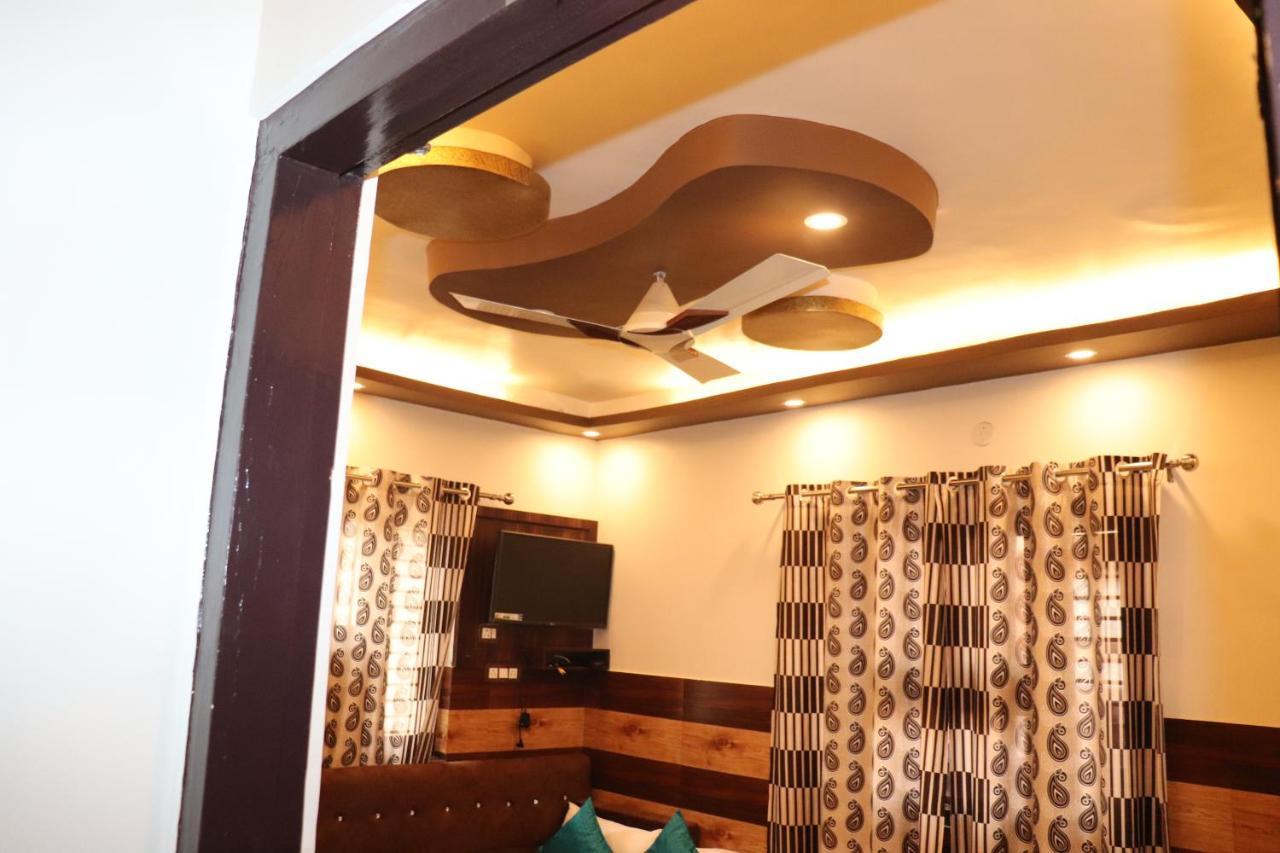 Haridwār Hotel Famous المظهر الخارجي الصورة