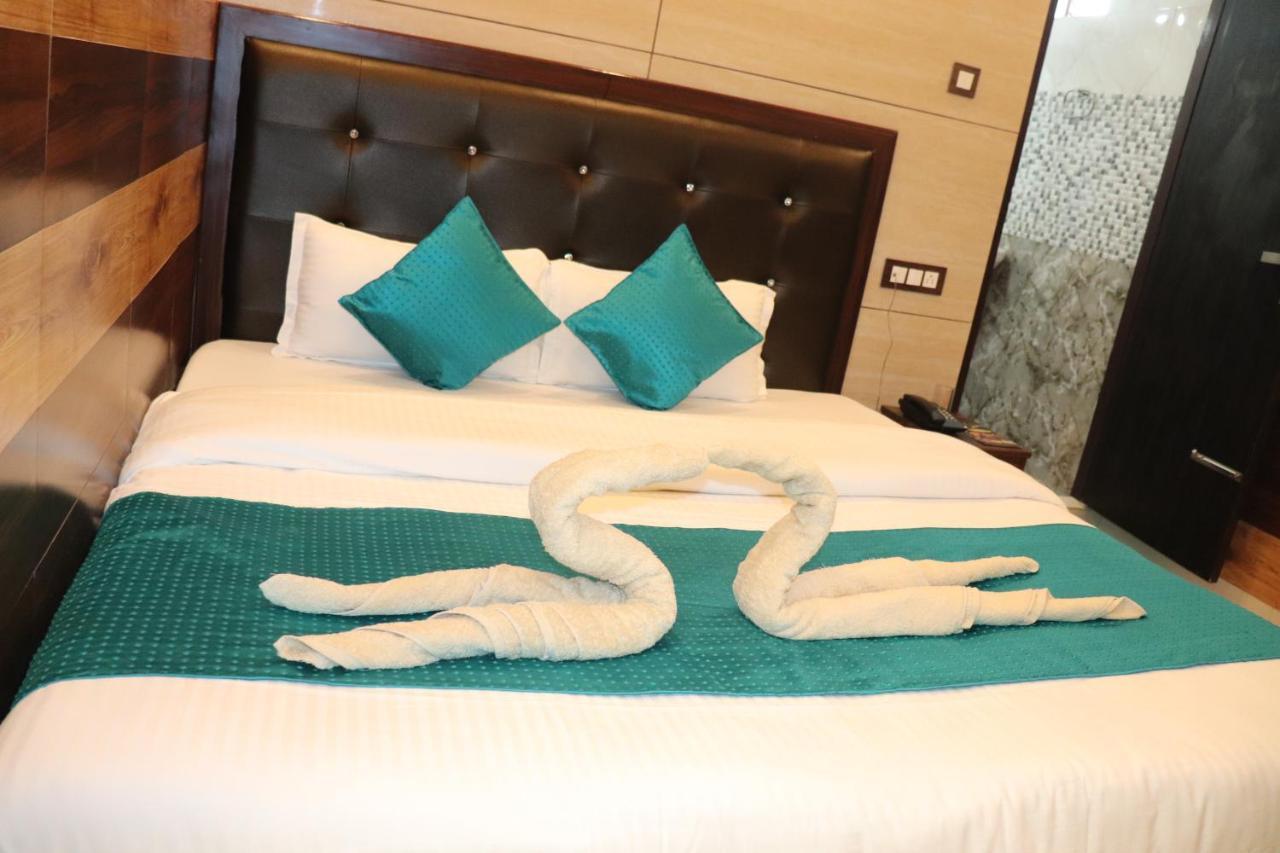 Haridwār Hotel Famous المظهر الخارجي الصورة
