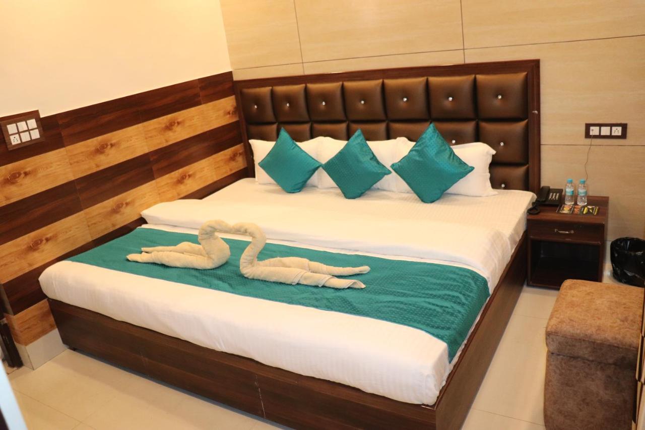 Haridwār Hotel Famous المظهر الخارجي الصورة