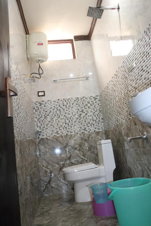 Haridwār Hotel Famous المظهر الخارجي الصورة