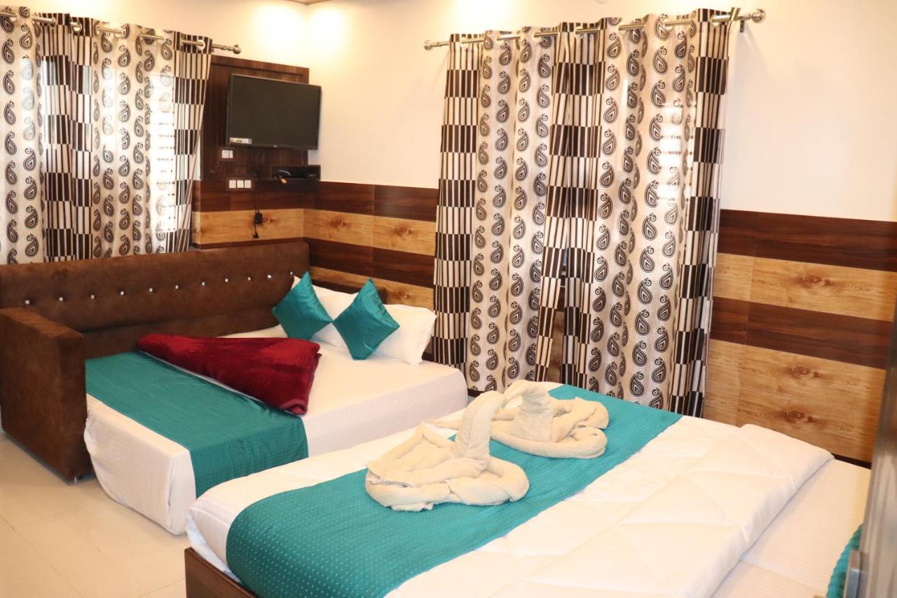 Haridwār Hotel Famous المظهر الخارجي الصورة