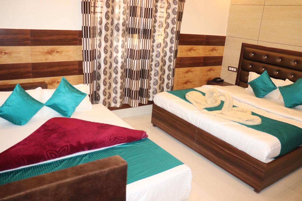 Haridwār Hotel Famous المظهر الخارجي الصورة